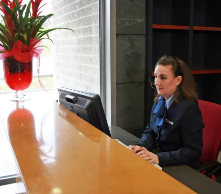 servicios auxiliares a la hostelería